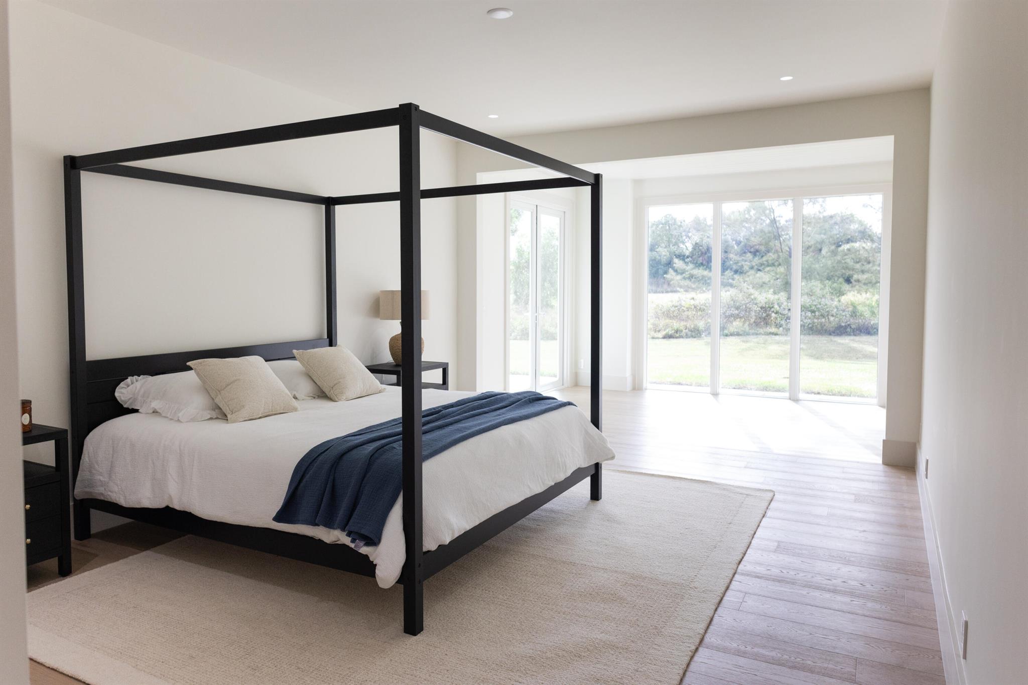 FIRST FAIRWAY COND II - Residential