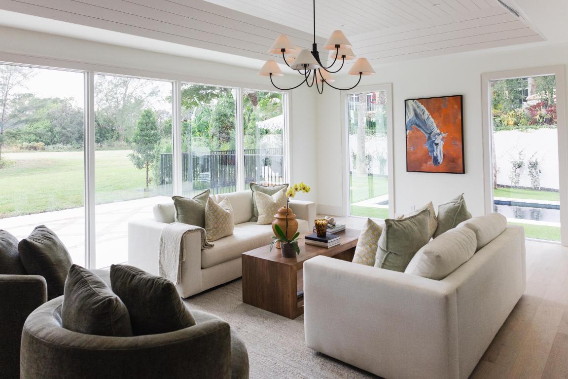 FIRST FAIRWAY COND II - Residential