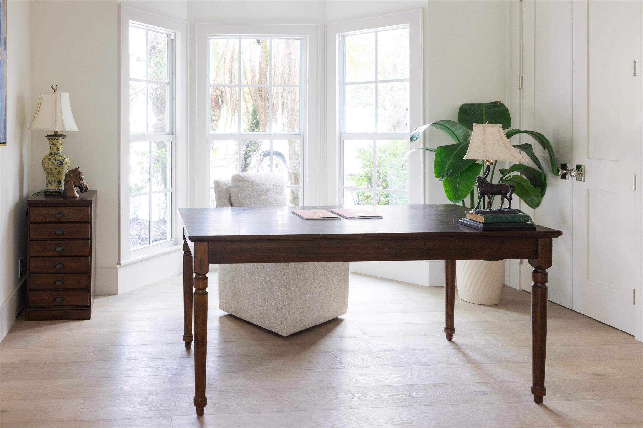 FIRST FAIRWAY COND II - Residential