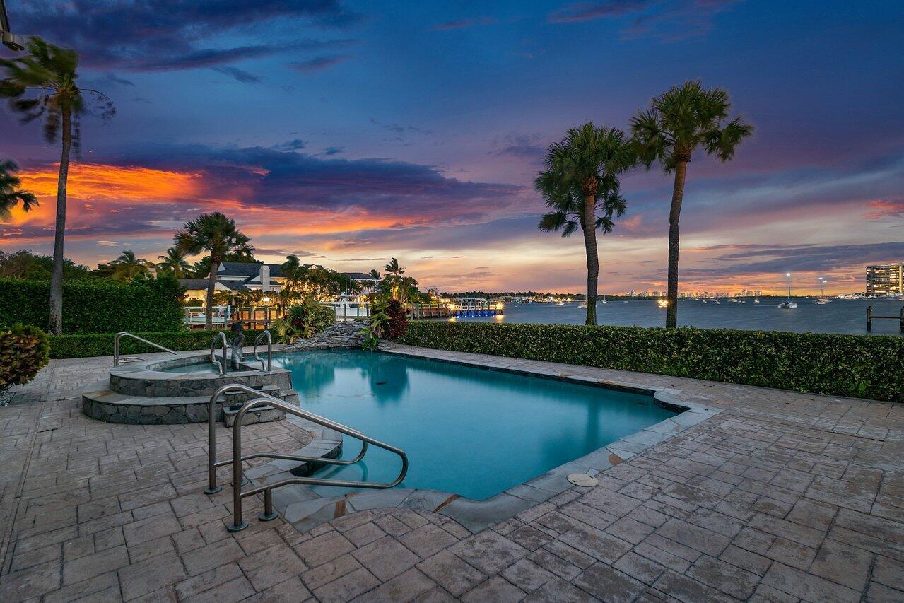 SEMINOLE BEACH - Residential