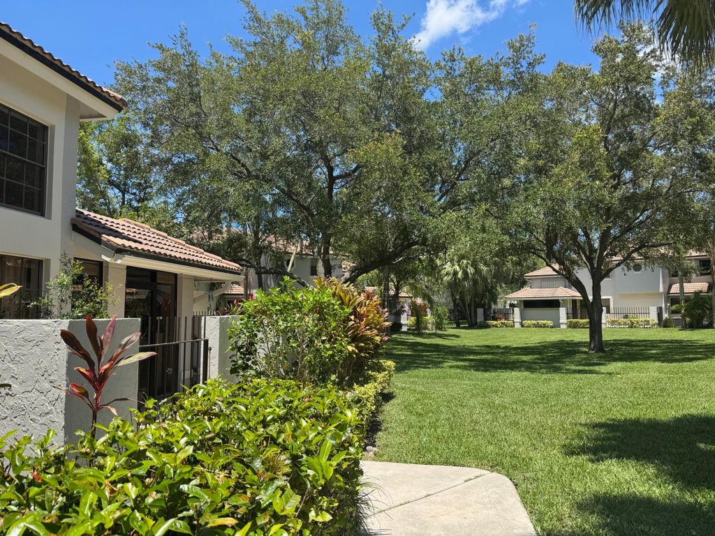 Photo of 364 Prestwick Circle #4, Palm Beach Gardens, FL 33418 (MLS # R11169060)