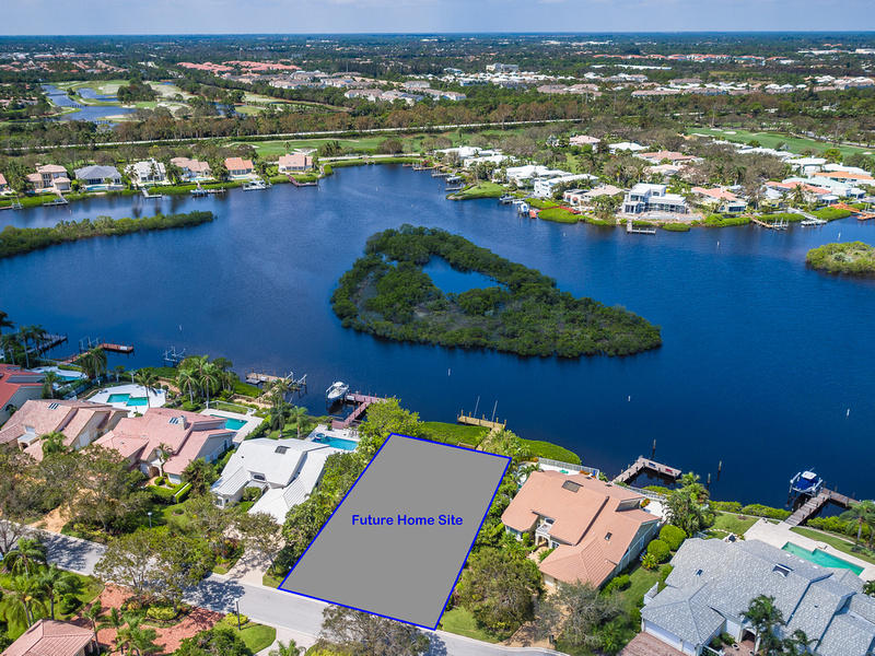 ADMIRALS COVE LOT 200 - Residential