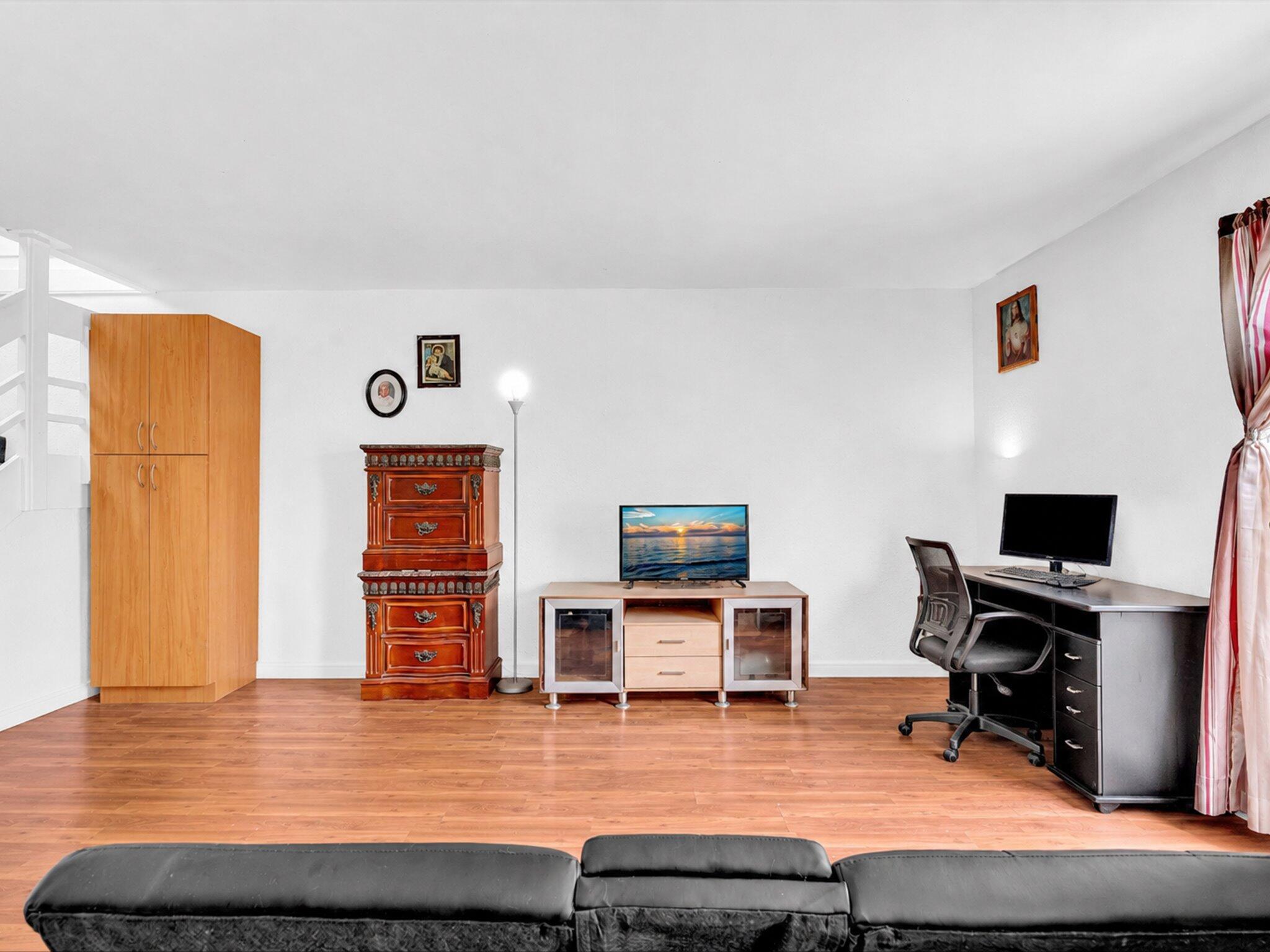 264 Sunshine Drive