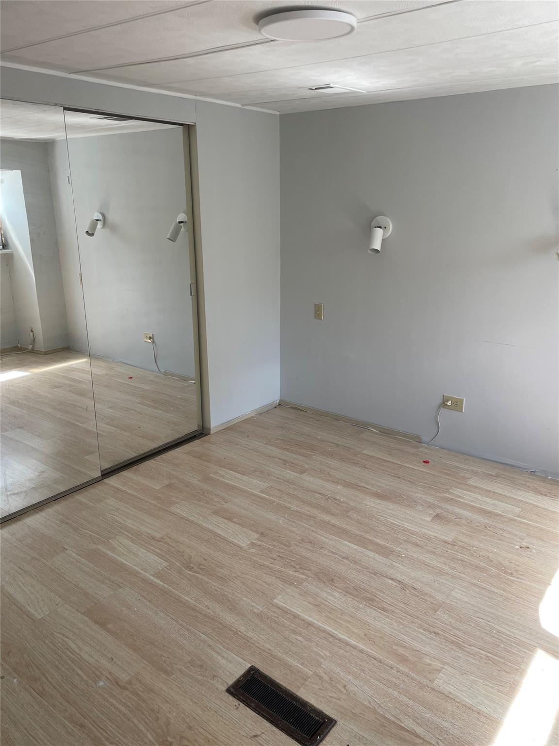 2875 SW 58th St, Fort Lauderdale, FL, 33312/$174,900 1 2875 SW 58th St
