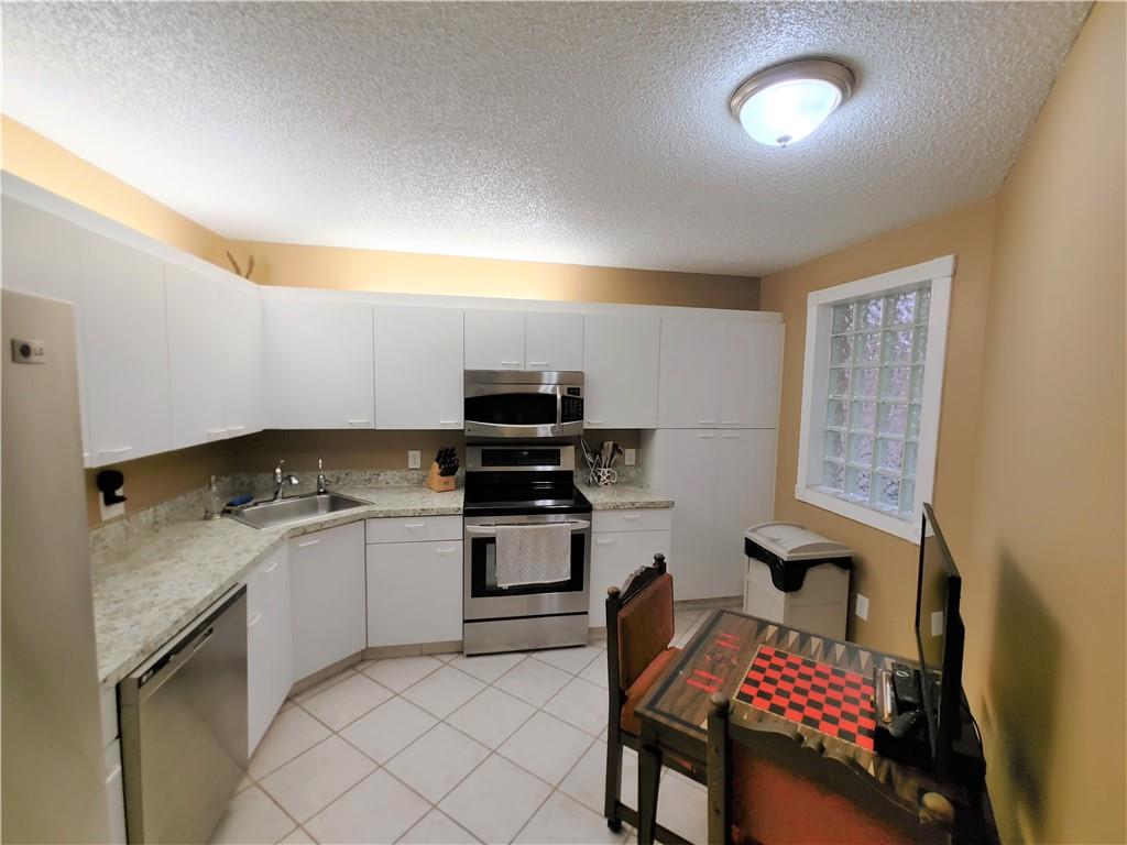 BAYVIEW VILLAGE - Residential