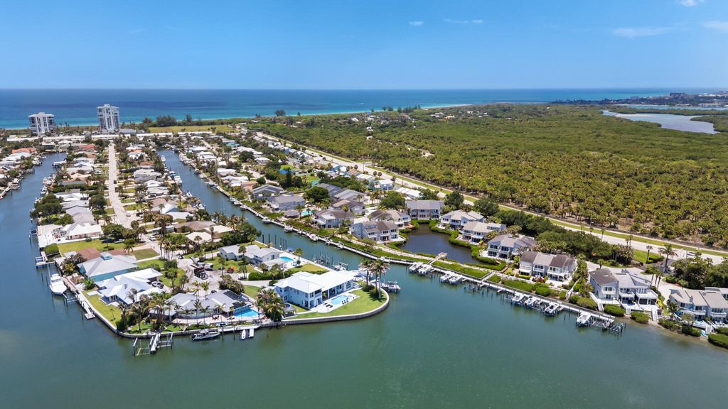 Photo of 2488 Harbour Cove Drive, Fort Pierce, FL 34949 (MLS # B26043824)