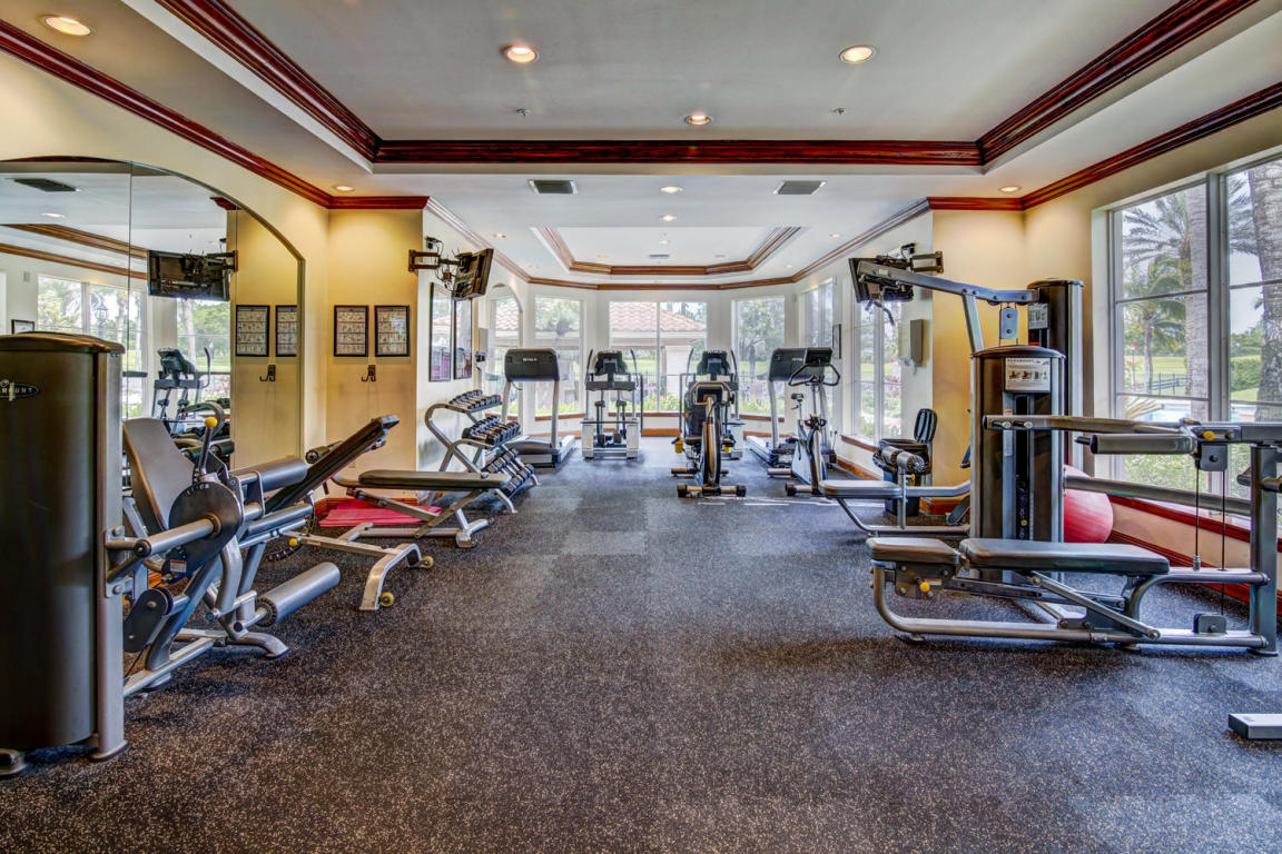 ST ANDREWS AT POLO CLUB CONDO - Residential Lease