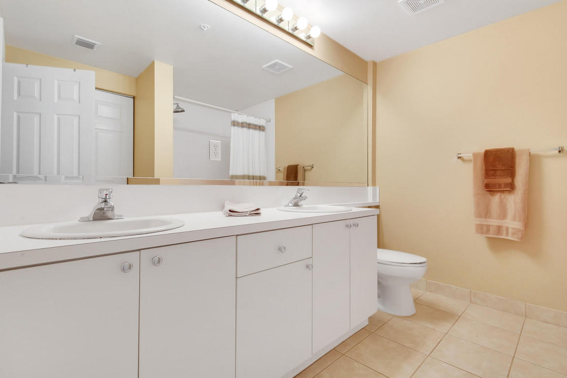 ST ANDREWS AT POLO CLUB CONDO - Residential Lease