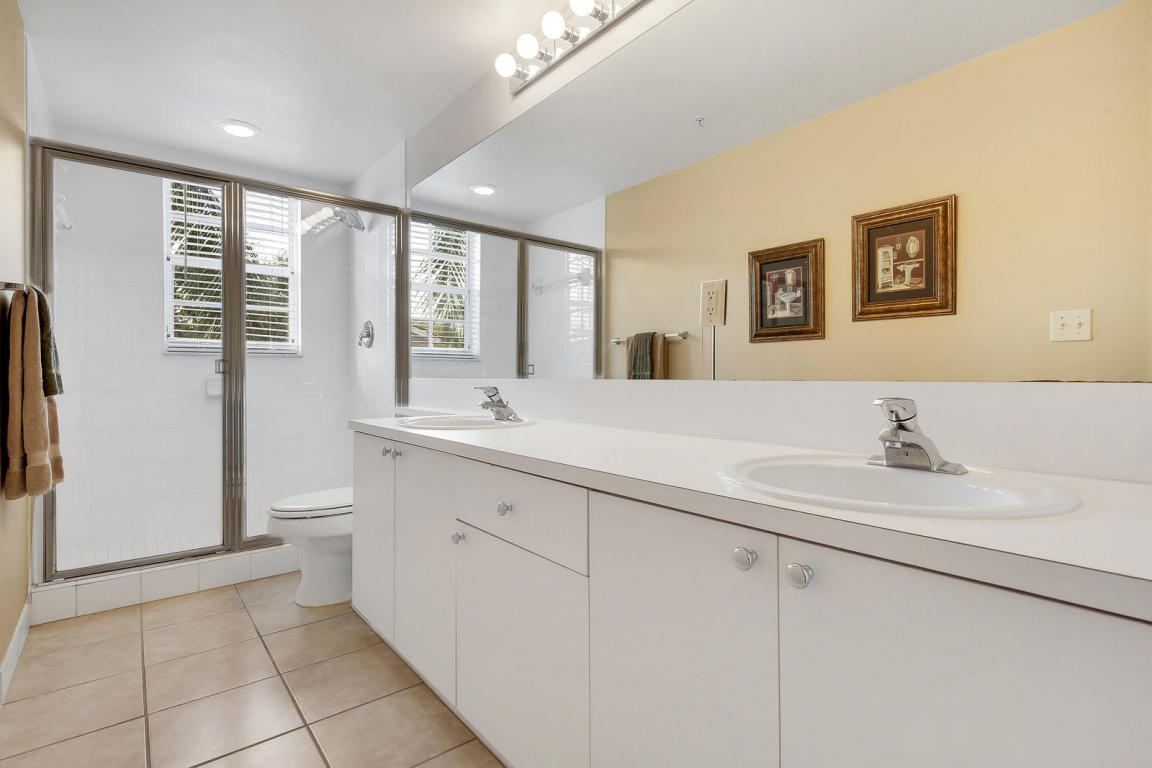 ST ANDREWS AT POLO CLUB CONDO - Residential Lease