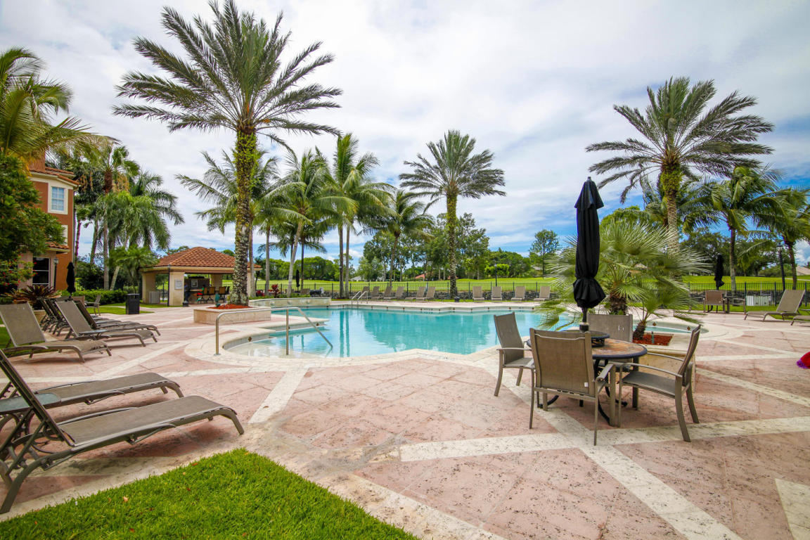 ST ANDREWS AT POLO CLUB CONDO - Residential Lease