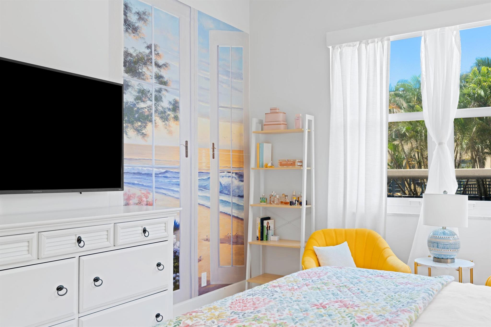 RAPALLO SOUTH COND - Residential