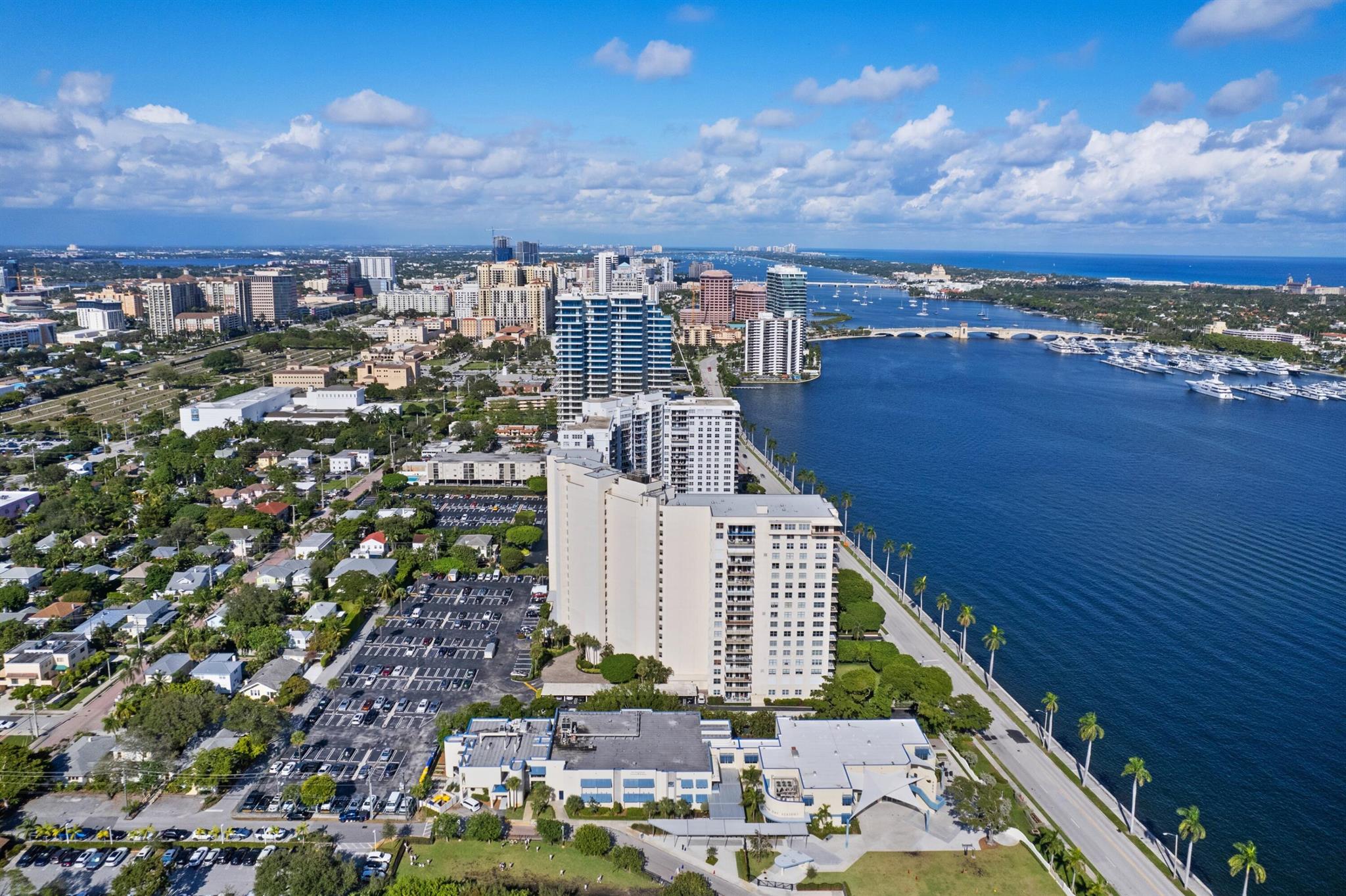 RAPALLO SOUTH COND - Residential