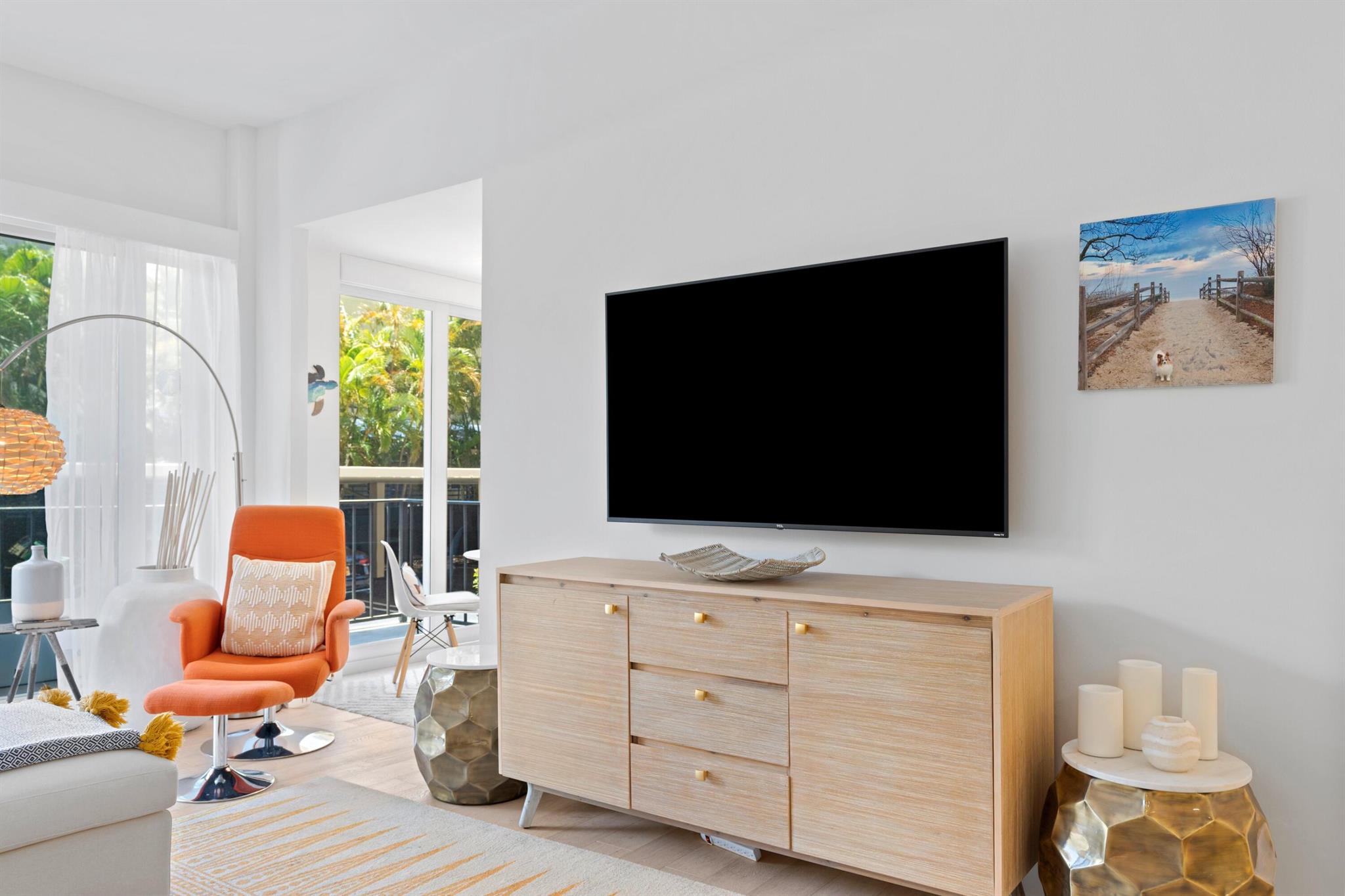 RAPALLO SOUTH COND - Residential