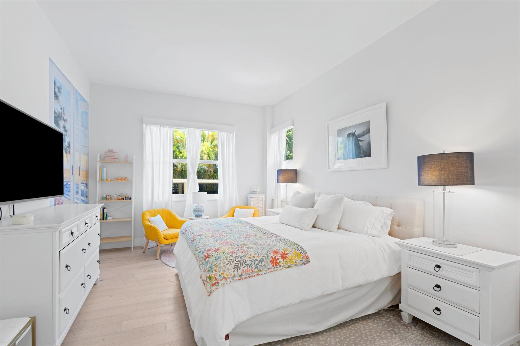 RAPALLO SOUTH COND - Residential