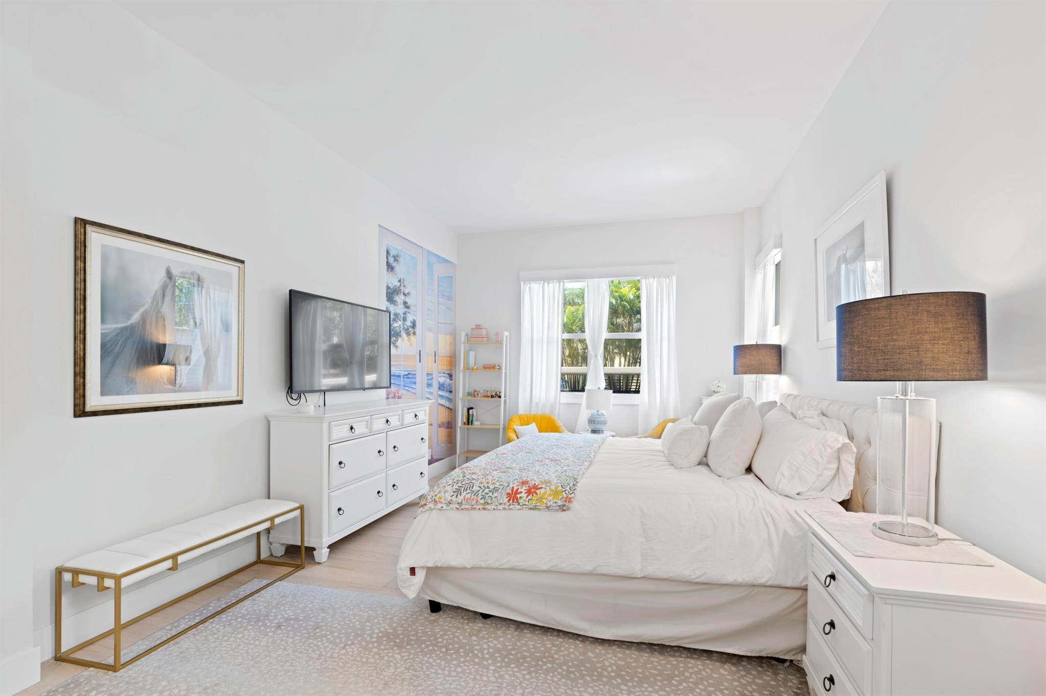 RAPALLO SOUTH COND - Residential