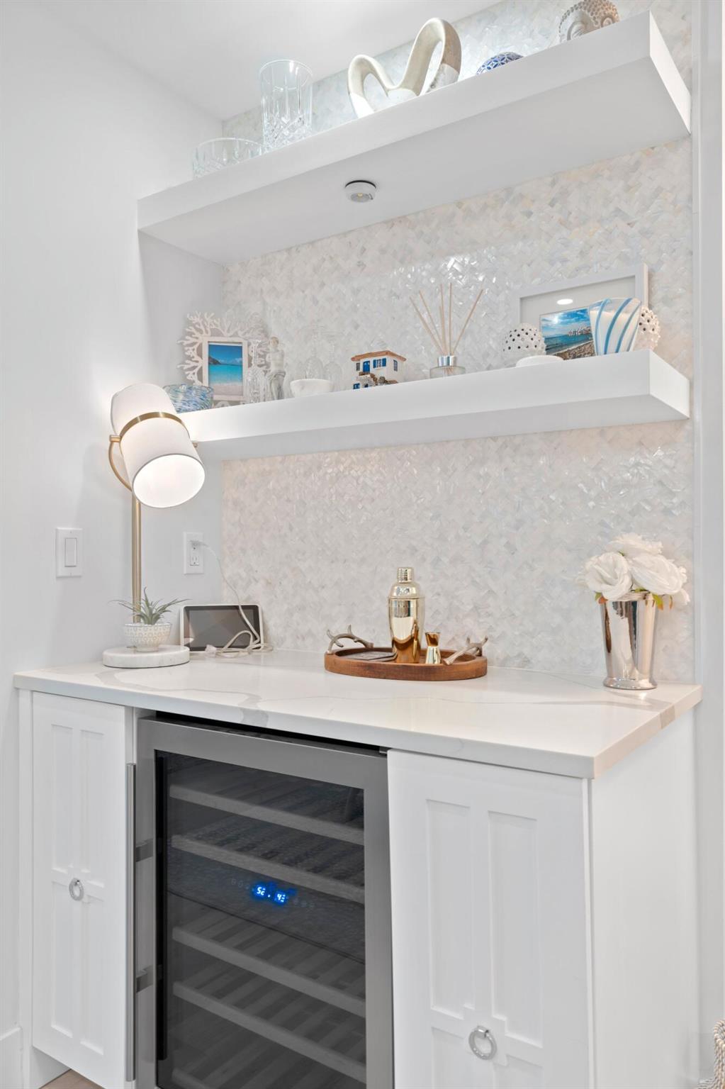 RAPALLO SOUTH COND - Residential