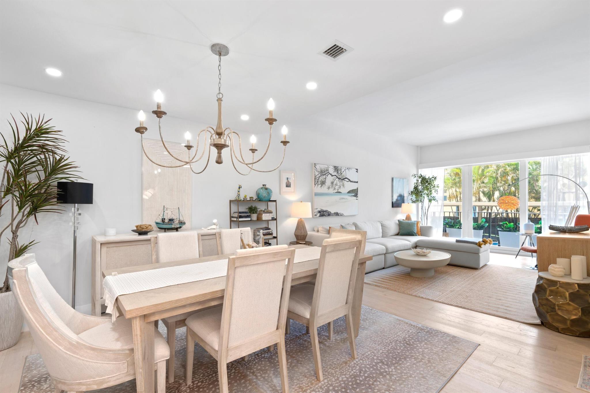 RAPALLO SOUTH COND - Residential