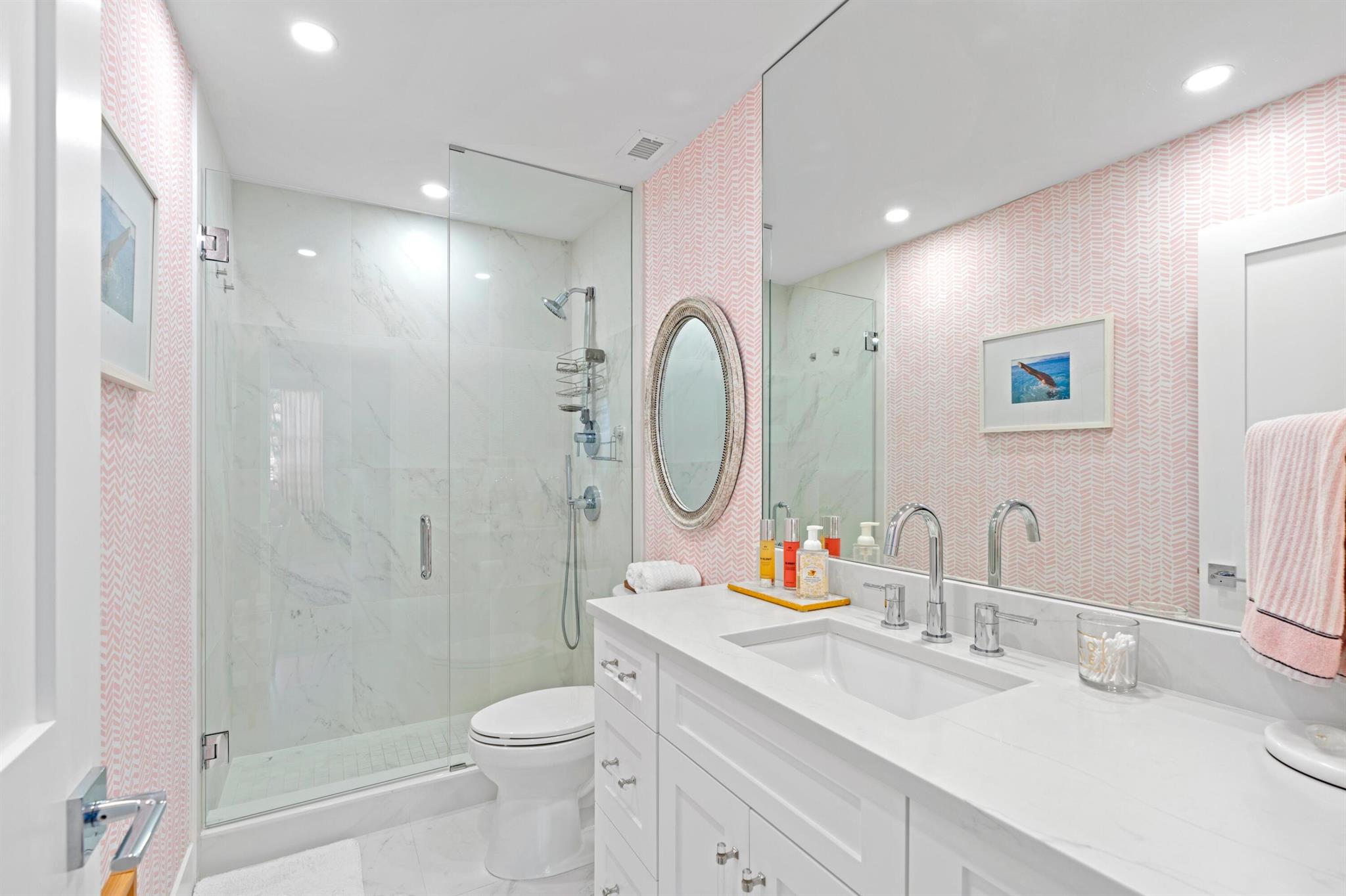 RAPALLO SOUTH COND - Residential