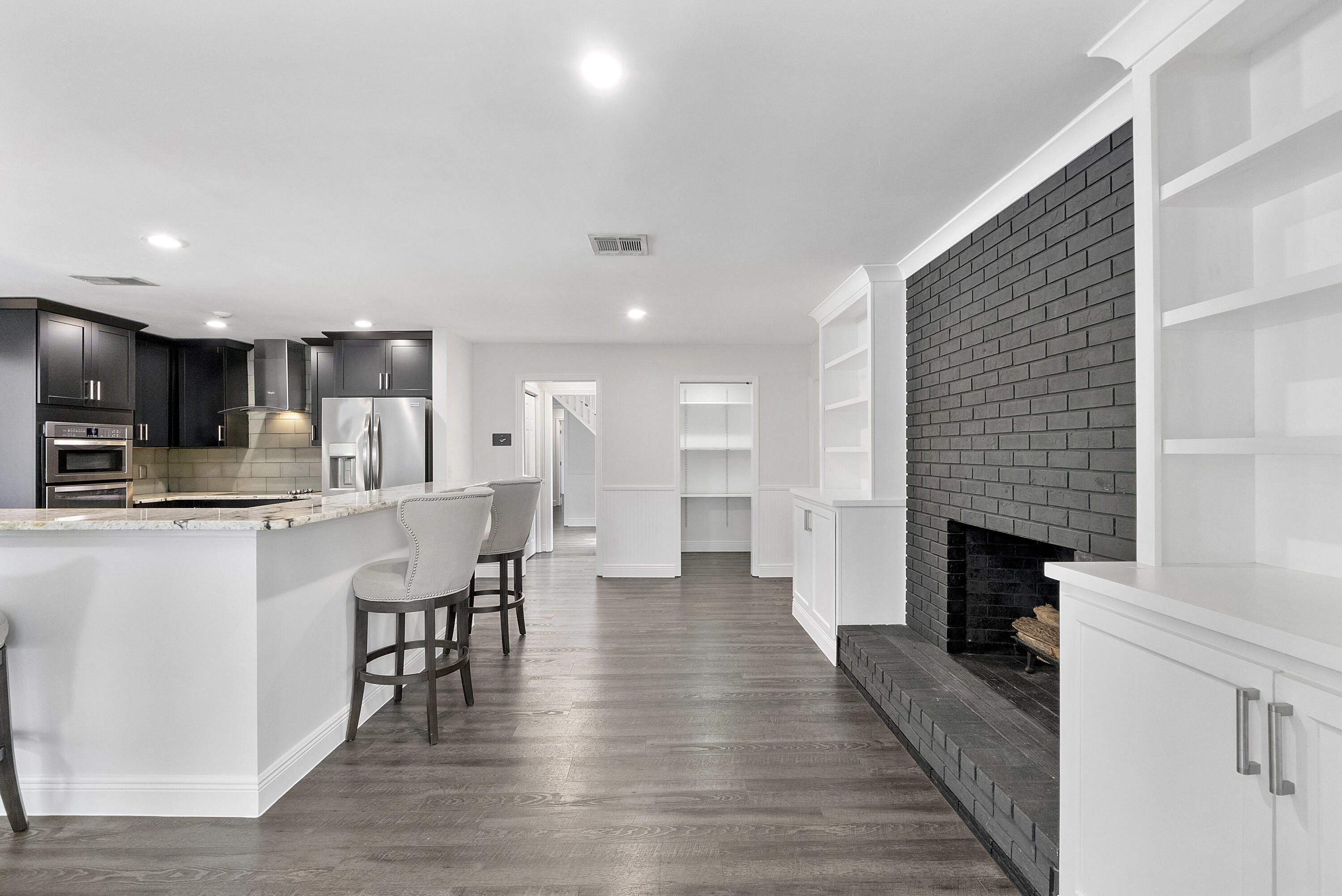SOUTH SHORE 3 OF WELLINGTON - Residential