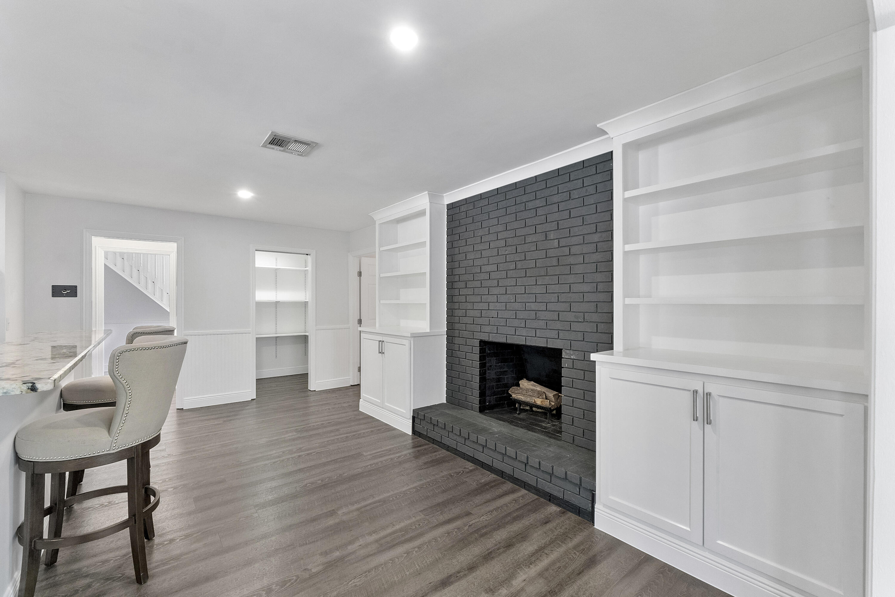 SOUTH SHORE 3 OF WELLINGTON - Residential