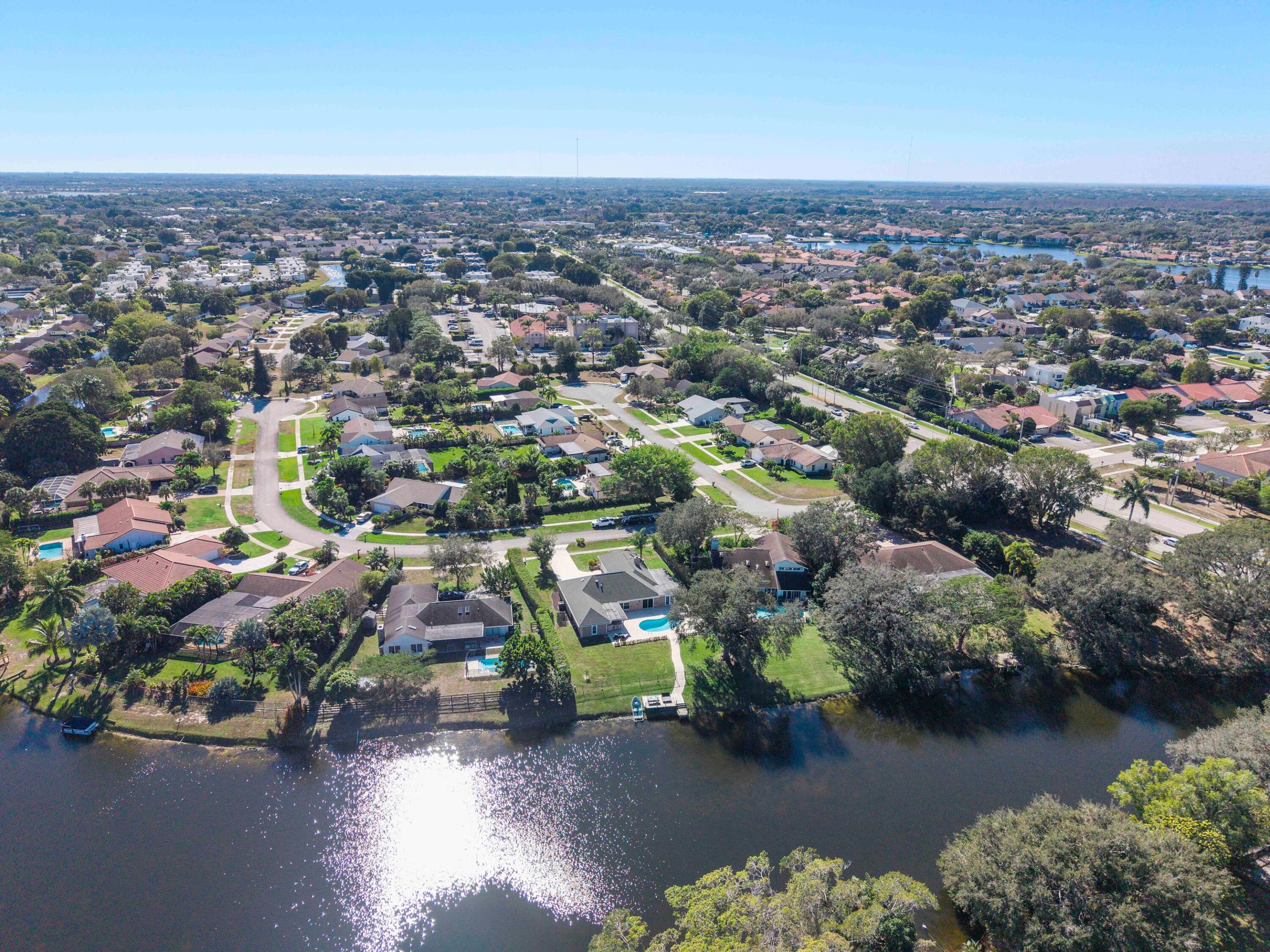 SOUTH SHORE 3 OF WELLINGTON - Residential