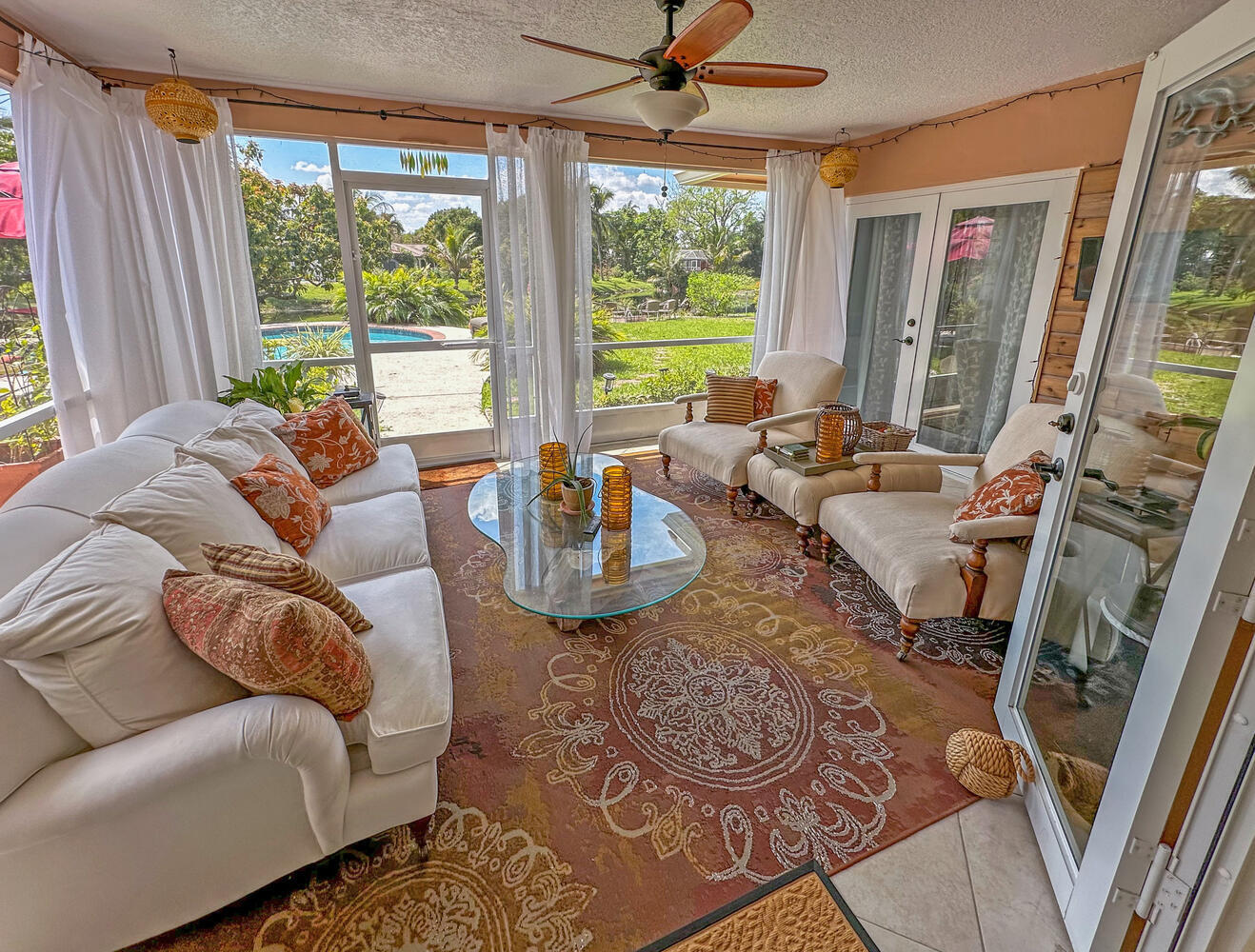 CORAL SPRINGS LAKES - Residential