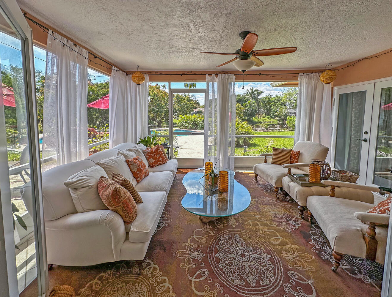 CORAL SPRINGS LAKES - Residential