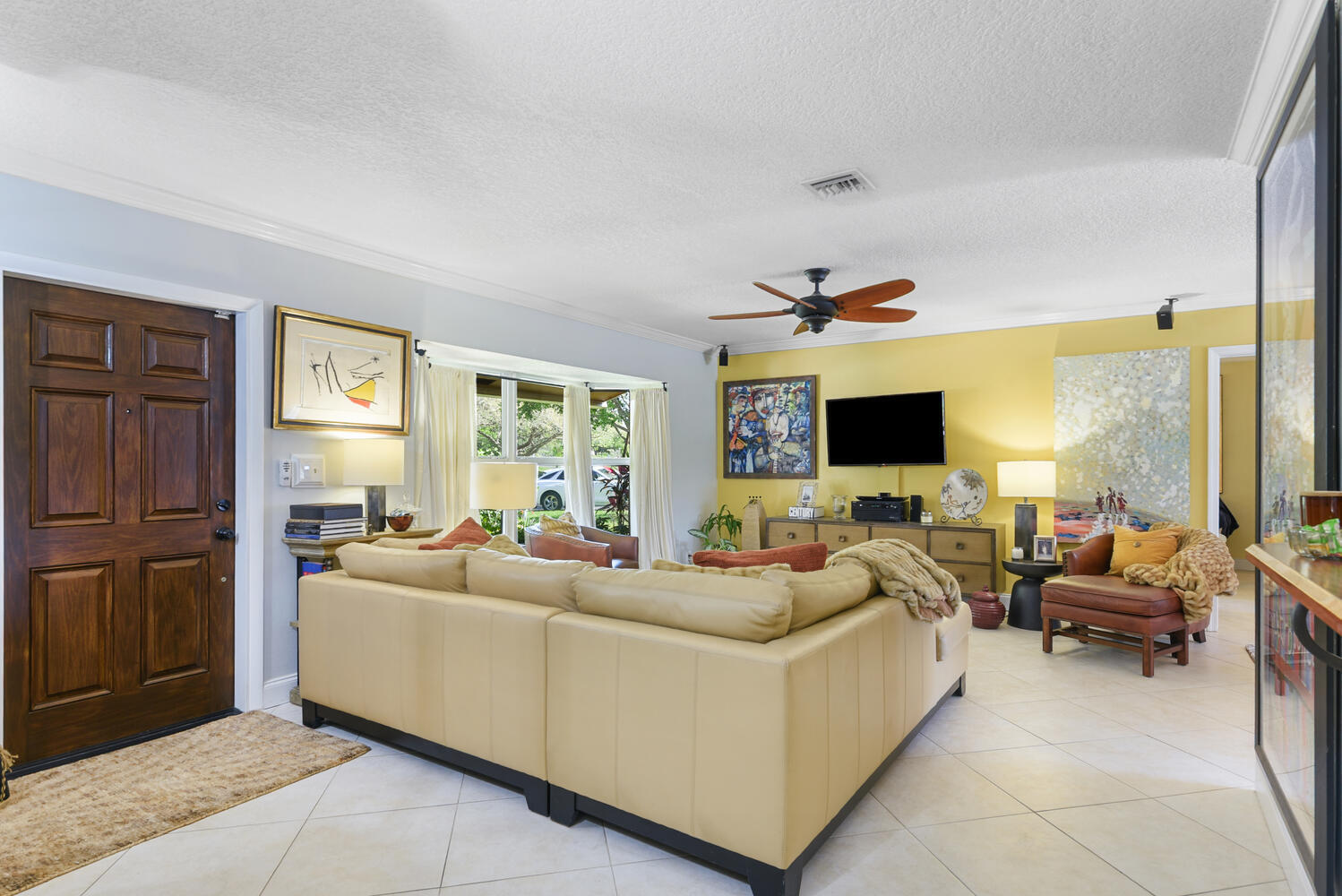 CORAL SPRINGS LAKES - Residential