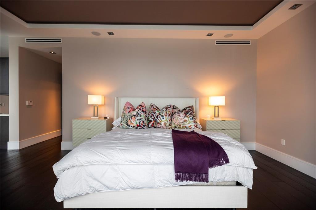 Dolphin Isles - Residential