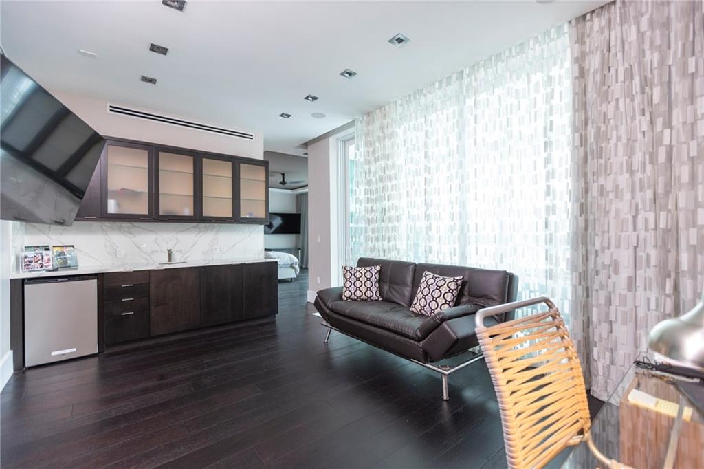 Dolphin Isles - Residential