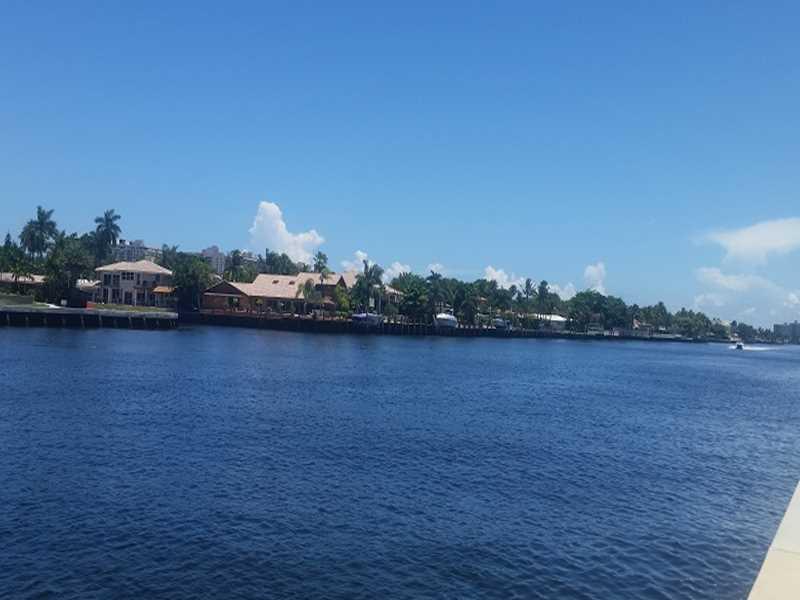 BAY COLONY - Residential