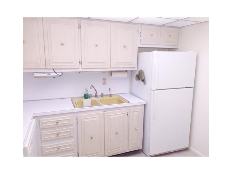 BAY COLONY - Residential