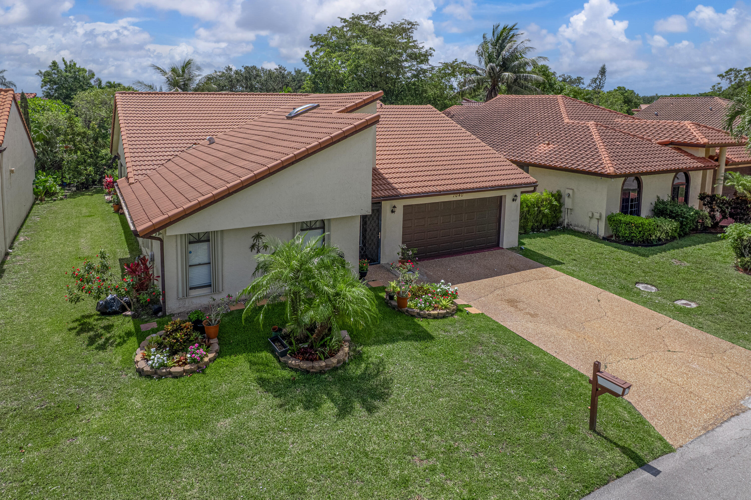 WOODMONT TRACT 71 - Residential