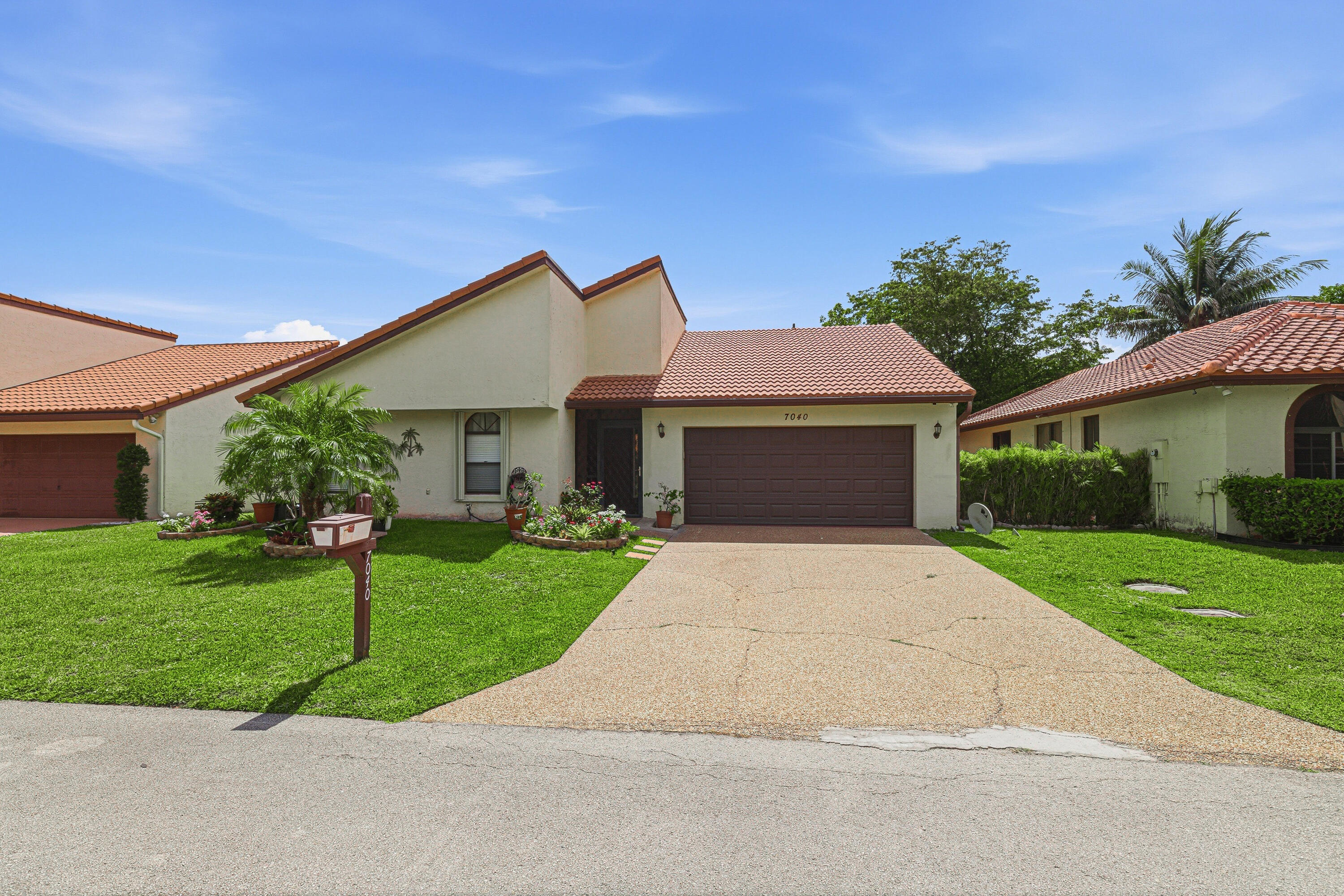 WOODMONT TRACT 71 - Residential
