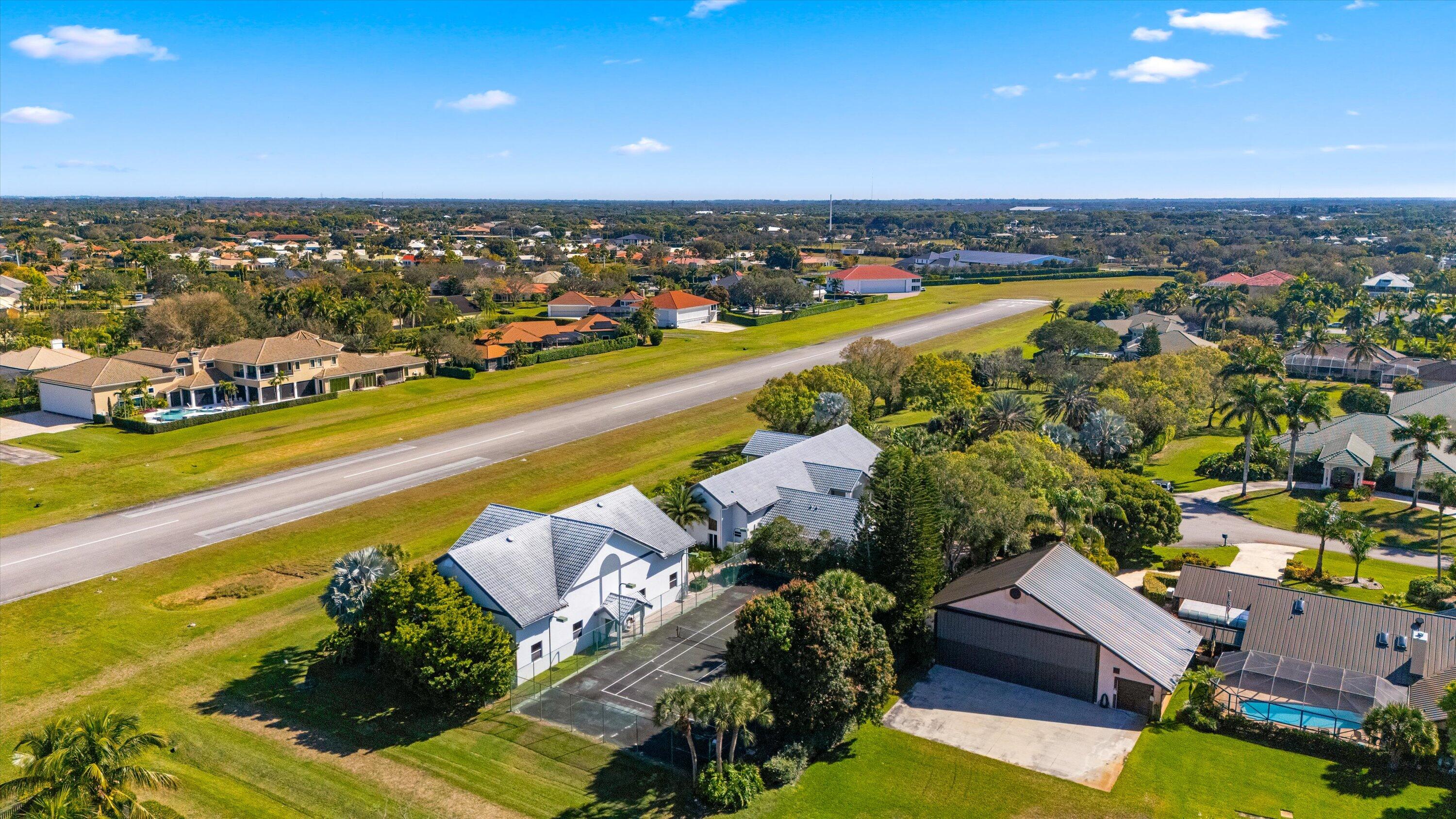 WELLINGTON AERO CLUB OF THE LANDINGS AT WELLINGTON - Residential