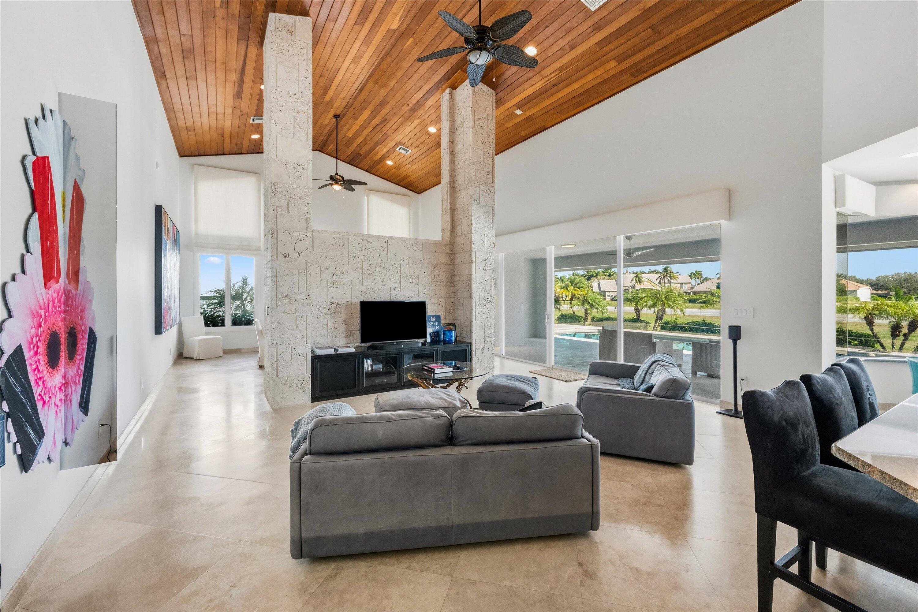 WELLINGTON AERO CLUB OF THE LANDINGS AT WELLINGTON - Residential