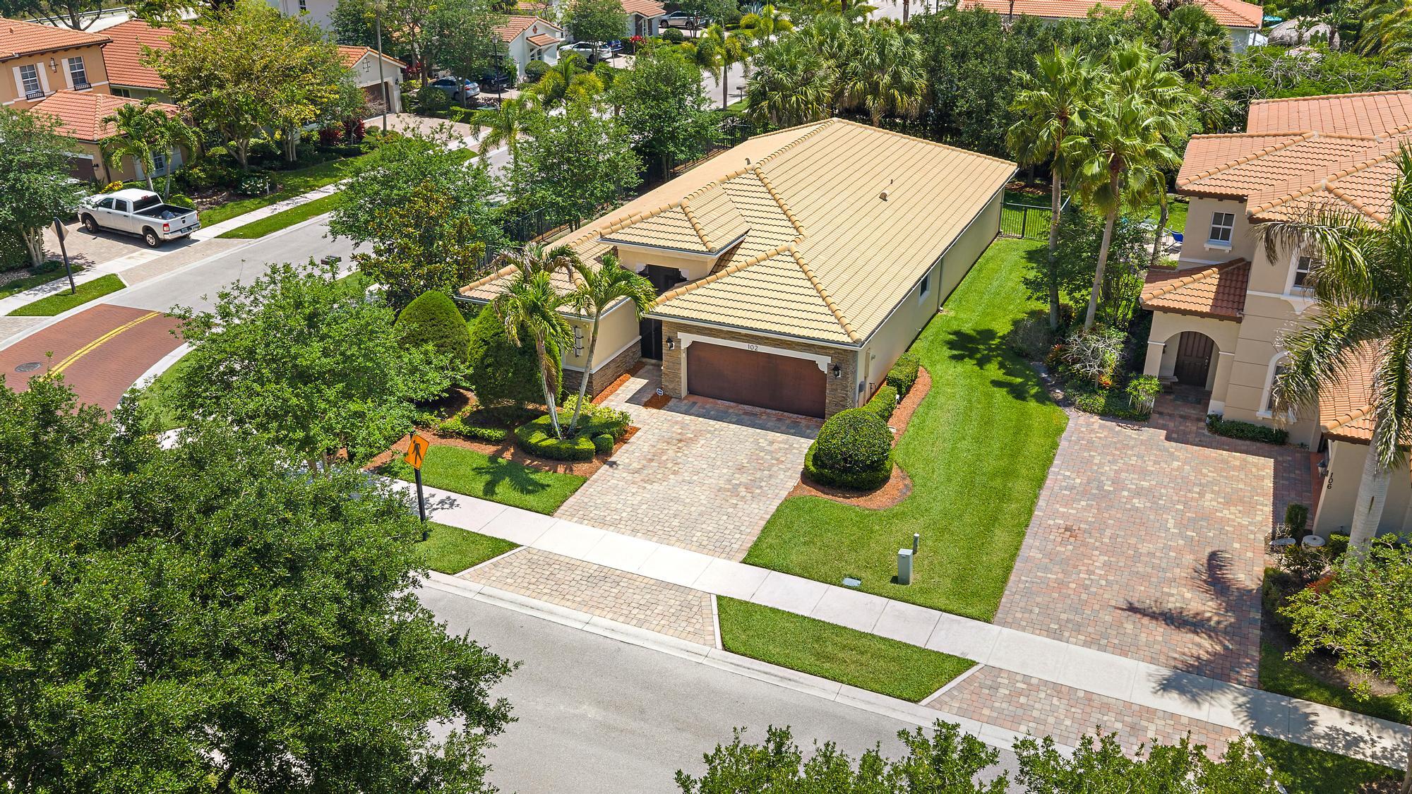 LOXAHATCHEE RESERVE NORTH - Residential