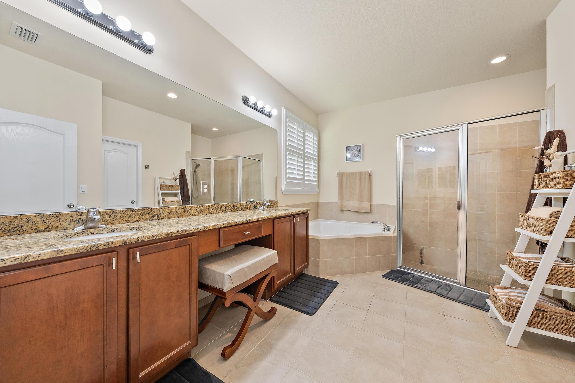 LOXAHATCHEE RESERVE NORTH - Residential