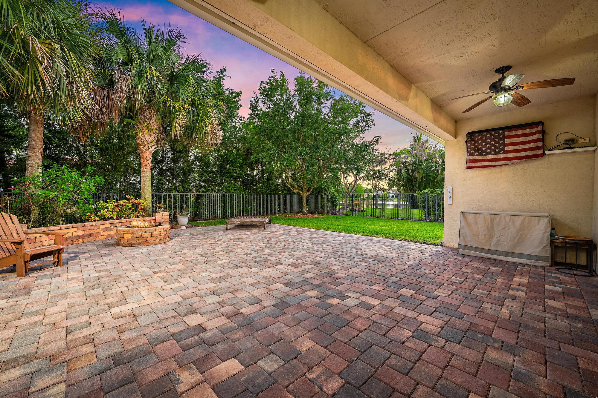 LOXAHATCHEE RESERVE NORTH - Residential