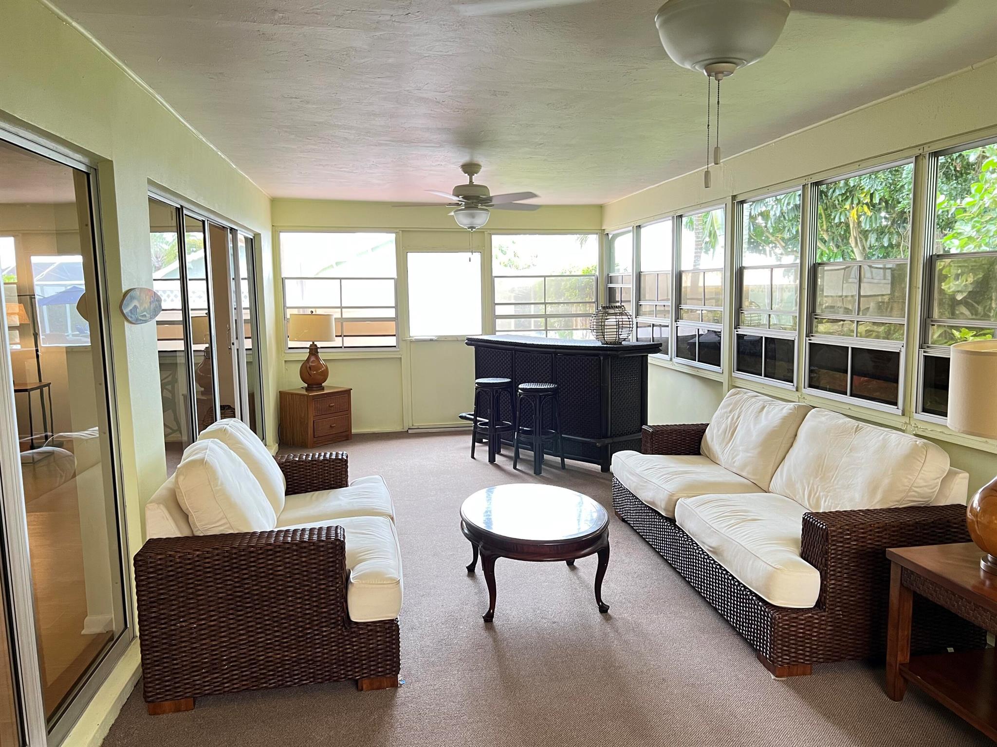 SOUNDINGS PLAT OF THE AND REPLAT OF BLOCK 6 & 7 - Residential Lease