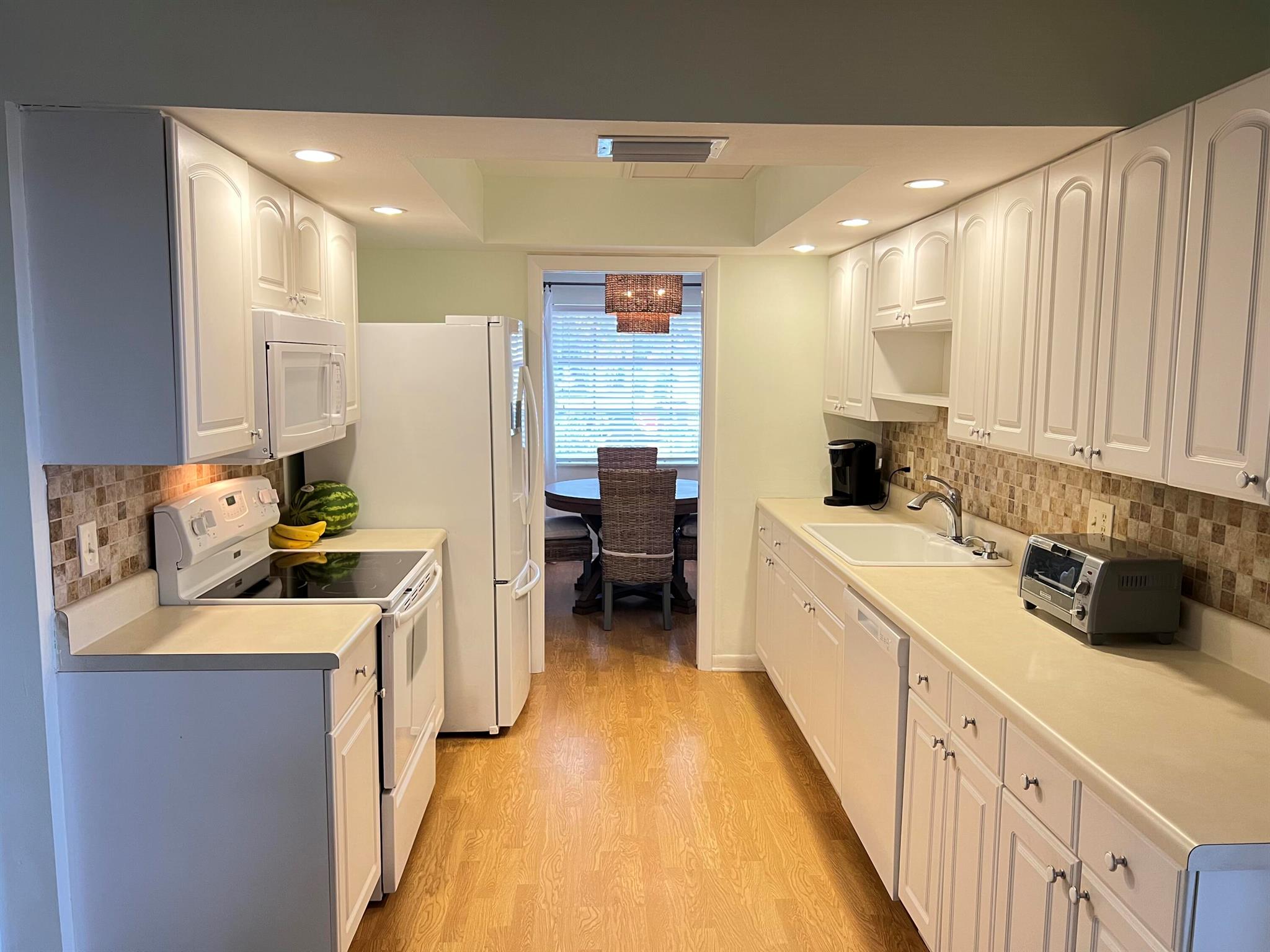 SOUNDINGS PLAT OF THE AND REPLAT OF BLOCK 6 & 7 - Residential Lease