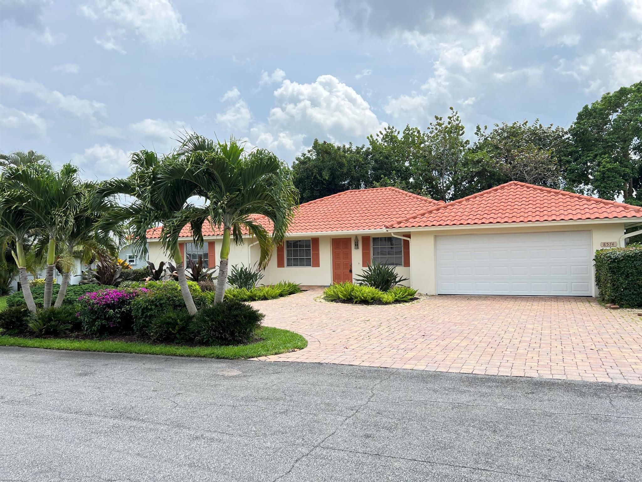 SOUNDINGS PLAT OF THE AND REPLAT OF BLOCK 6 & 7 - Residential Lease