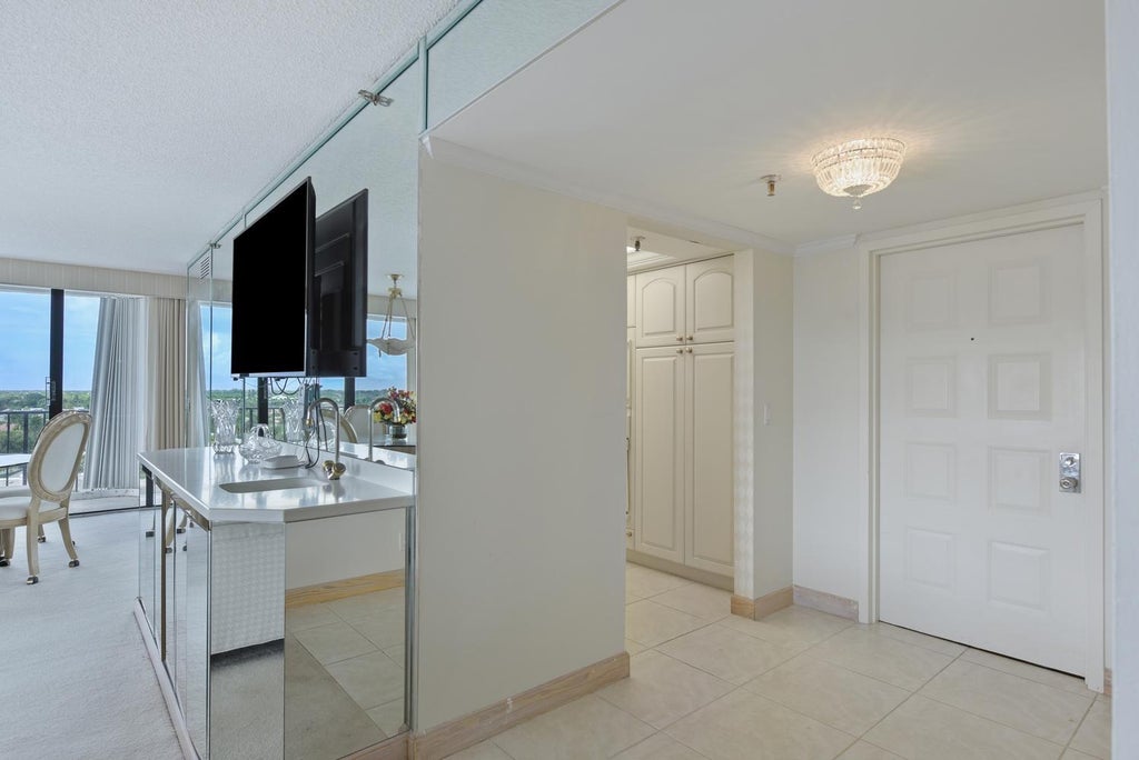 Photo of 1300 S State Hwy A1A #618, Jupiter, FL 33477 (MLS # B26079077)