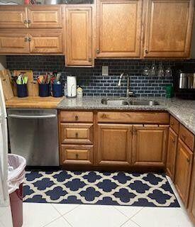 LAKE CLARKE GARDENS CONDO - Residential Lease
