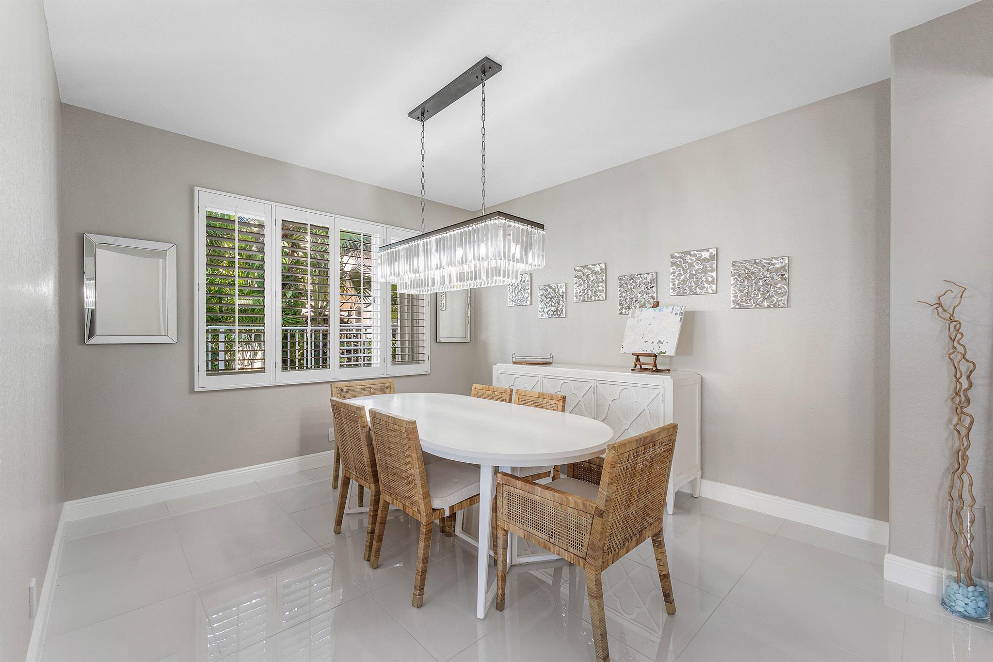 PALMS AT ATLANTIS - Residential Lease