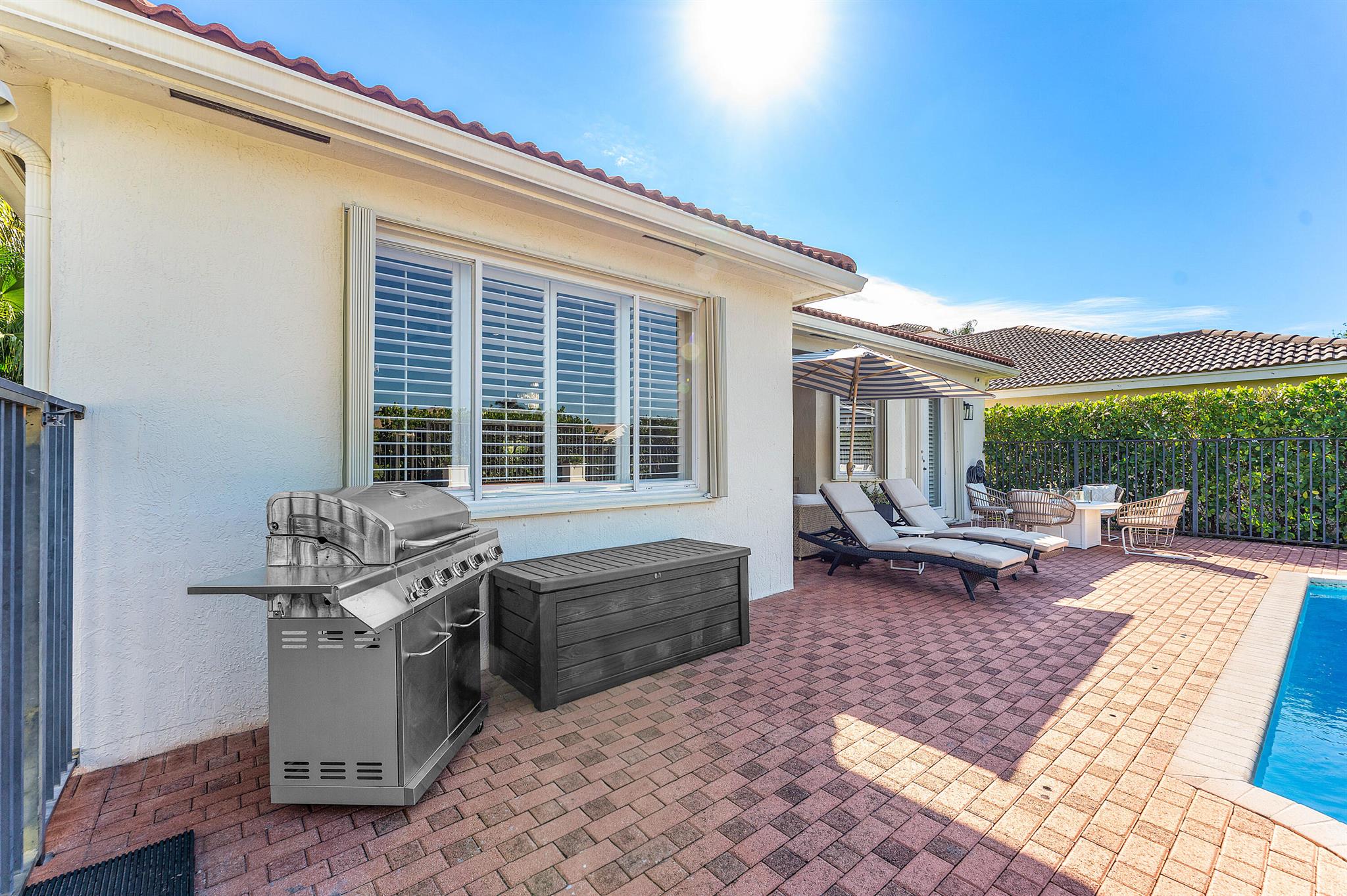 PALMS AT ATLANTIS - Residential Lease