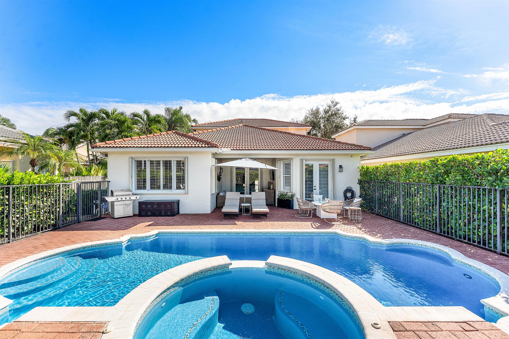 PALMS AT ATLANTIS - Residential Lease