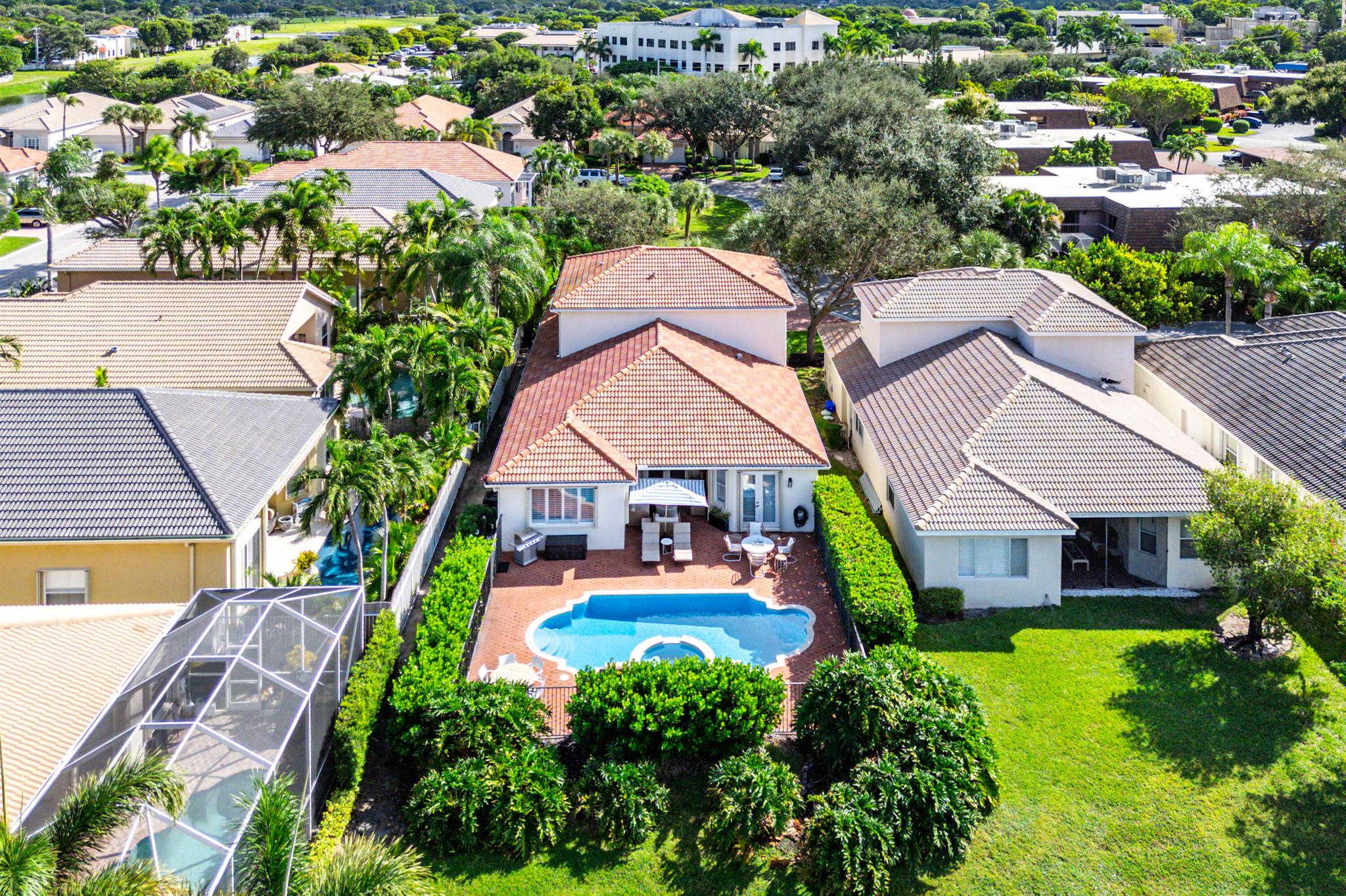 PALMS AT ATLANTIS - Residential Lease