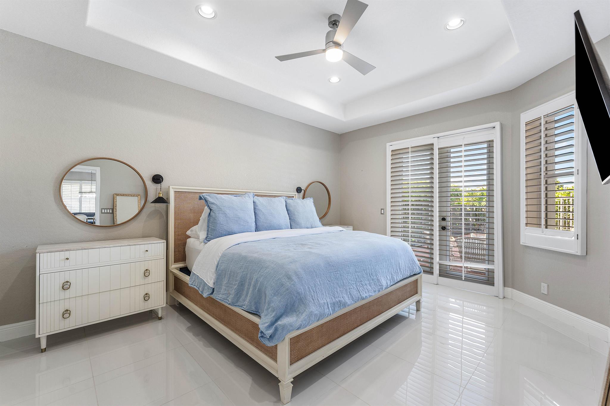 PALMS AT ATLANTIS - Residential Lease