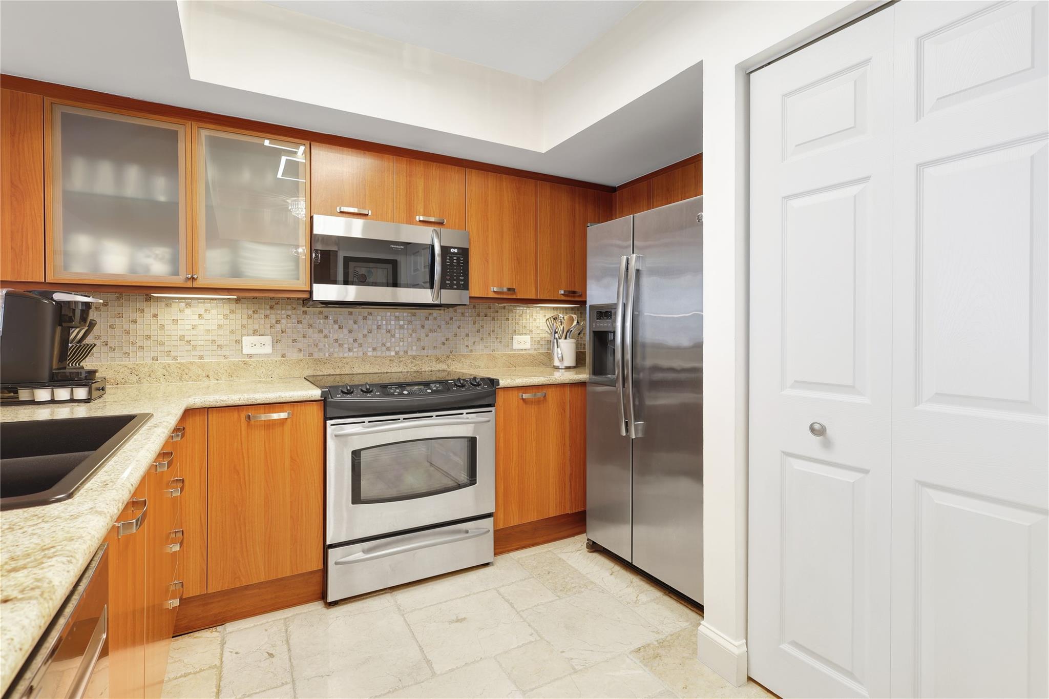 2001 N Ocean Blvd 806